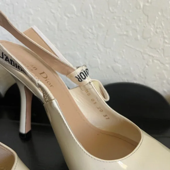 Christian Dior white slingback pump - Picture 4 of 8